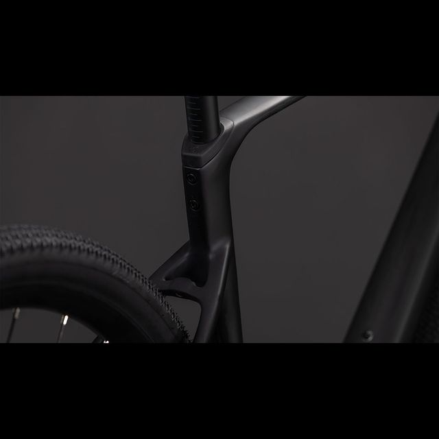 CUBE Nuroad C:62 ONE gravel-pyörä CUBE Nuroad C:62 ONE gravel-pyörä